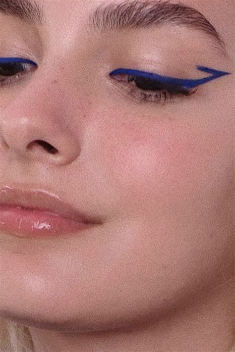 Hot เทรนดอายไลเนอรกราฟก สายฝอกำลงฮตหนกมาก Ladyissue เวบรววเครองสำอาง ชมชน