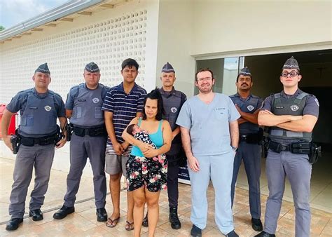 Policiais Militares Adotam Manobra De Heimlich E Ajudam A Salvar Vida