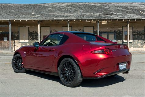 2019 Mazda MX-5 Miata RF review: Still the best after all these years - CNET