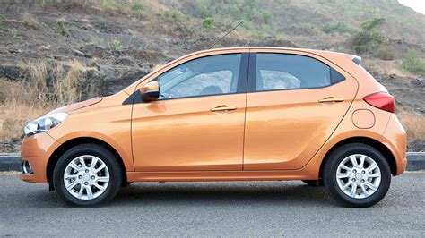 Tata Tiago Revotron Xz Exterior Car Photos Overdrive