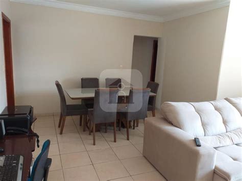 Apartamento à Venda no Bairro Cazeca