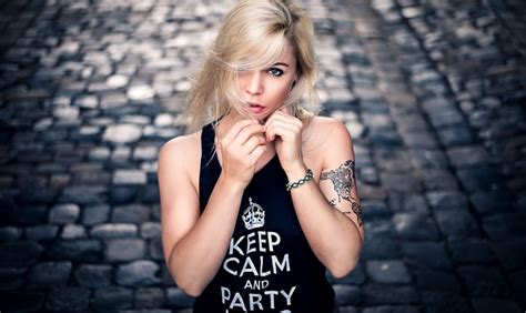 Tattoo Blonde Portrait T Shirt Women HD Wallpaper Rare Gallery