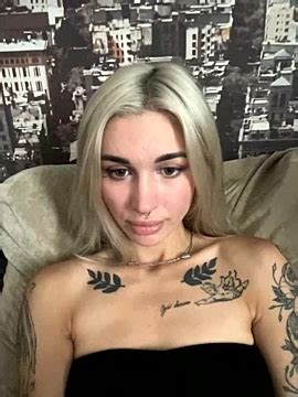 Charming Ritta Fully Nude Stripping On Cam For Live Sex Video Show