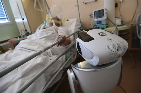 Italy's doctors look for help from sleek new robots