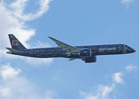 Embraer 195-E2 ZAP16.COM Air Show photography, Civilian and Military ...