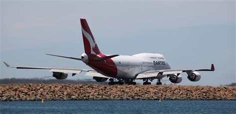 Fotos Gratis Qantas 747 Cielo Avión De Línea Aeronave Formas