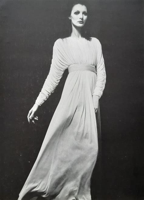 Nina Ricci Gérard Pipart P E 1969 Photo Roland de Vassal Nina ricci