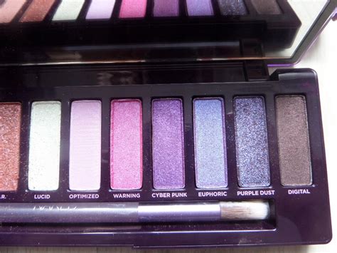 URBAN DECAY Naked Ultraviolet Paleta Cieni 12135800005 Oficjalne