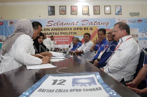 PARPOL DAFTARKAN CALEG ANTARA Foto