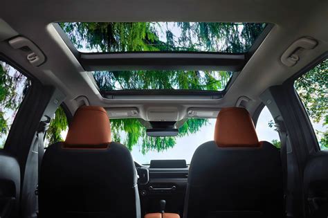 Suvs With Panoramic Sunroofs Edmunds