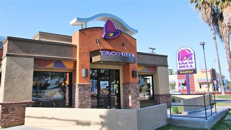 Taco Bell Employee Fired For Refusing To Serve English Speaking