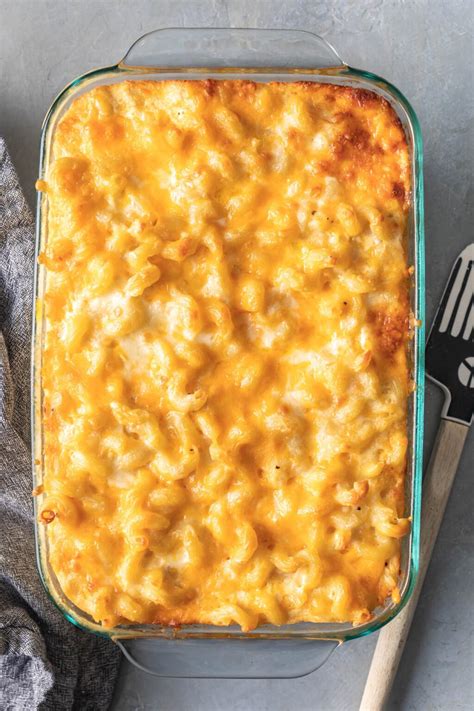 Southern Baked Mac and Cheese (with Egg and Evaporated Milk) - Cooks ...