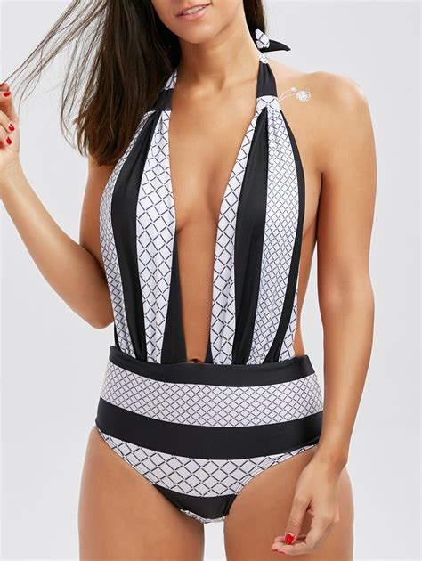 41 Off 2021 Contrast Halter Backless One Piece Swimsuit In Whiteblack Dresslily