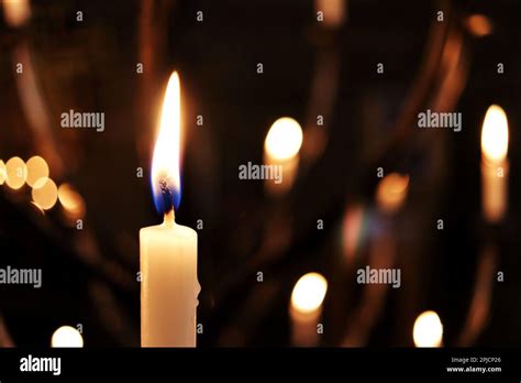 Candle of Remembrance Stock Photo - Alamy