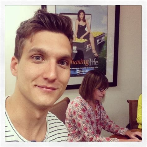 Scott Michael Foster Scott Michael Foster The Fosters Michael