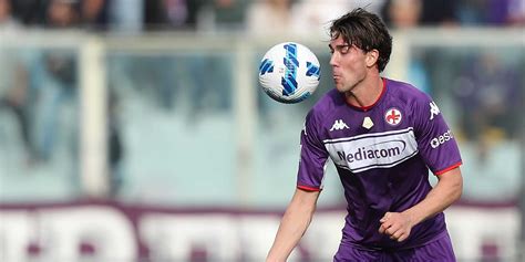 Fiorentina Il Piano Di Commisso Vlahovic Mai Alla Juve