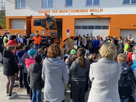 Verkehrserziehung Mit Dem Bauhof Molln Volksschule Molln