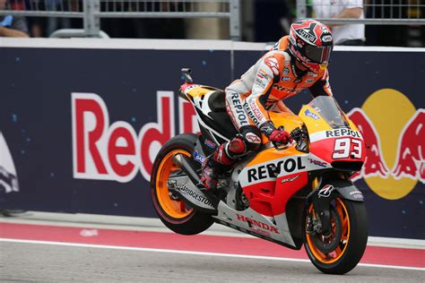 Motogp Marquez Finish Pertama Disusul Oleh Pedrosa Dan Rossi Di