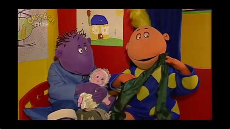 Milo And Jake Helps To Send Jake S Dolly To Bed Tweenies 2001 Youtube