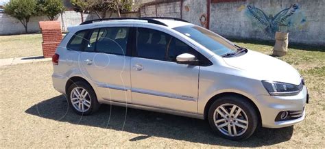 Volkswagen Suran Highline Usado Color Gris Precio