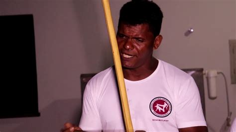 Música de capoeira Agulha do destino YouTube