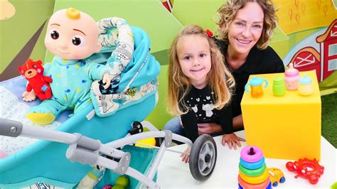 Spielspa Mit Nicole Wir Passen Auf Jj Auf Puppen Video F R Kinder