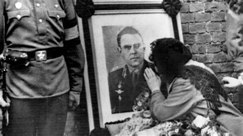 Cosmonaut Vladimir Komarov Sacrificed His Life In Fatal Mission To Save Friend Yuri Gagarin