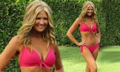 Hot Sexy Nancy O Dell Bikini Pics