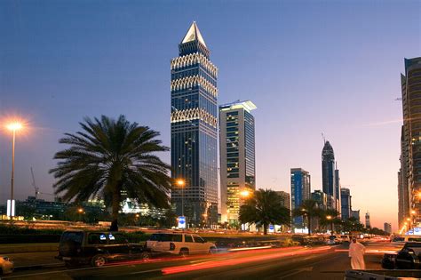 Dubai Sheikh Zayed Road skyline – License image – 70069501 lookphotos