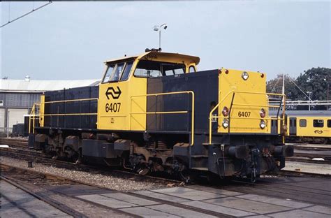 Pin Van Henk Op Ns Treinen Oud And Nieuw Trein Oude Treinen Locomotief