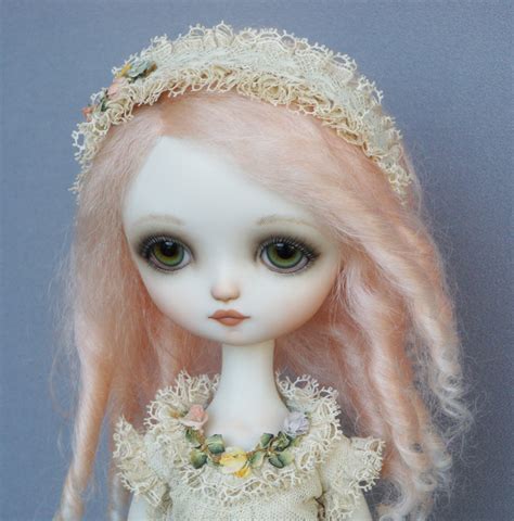 Julie Porcelain Ball Jointed Doll Bjd