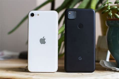 Pixel 4a Vs Iphone Se Battle Of The Budget Cameras The Verge