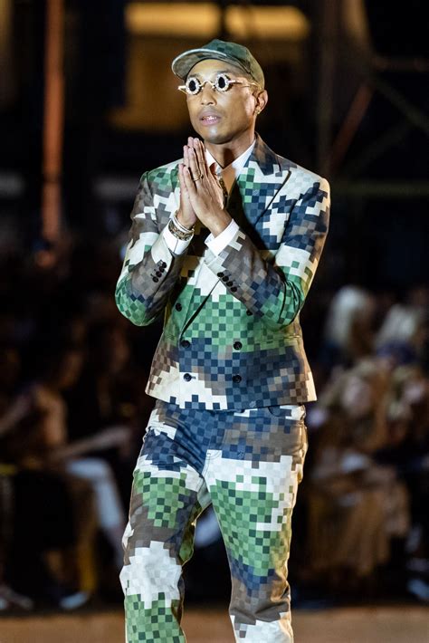 Photo Pharrell Williams D Fil De Mode Masculine Pr T Porter