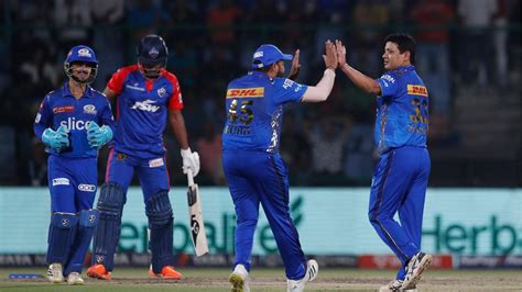 Ipl Piyush Chawla Enters Wicket Club Key Stats