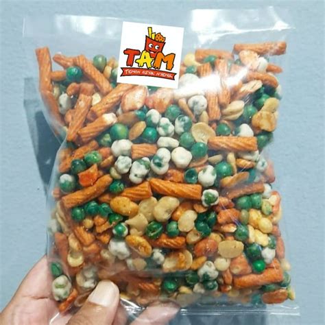 Kacang Campur Mix 5 Rasa 250 Gram Tam Snack Lazada Indonesia