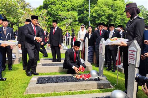 Wapres Gibran Rakabuming Raka Pimpin Upacara Ziarah Nasional Hari