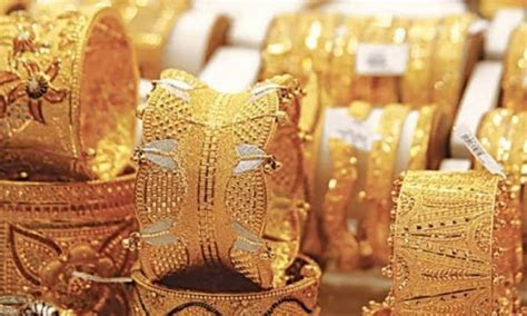 Gold Retreats After Hitting Record High In Pakistan Daily Pakistan