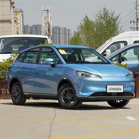 Good Service China SUV Nezha Auto Mini EV Electric Used Car Neta V