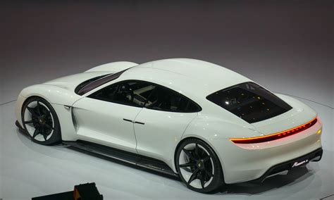 Porsche Unveils All-Electric Concept in Frankfurt - autoNXT.net