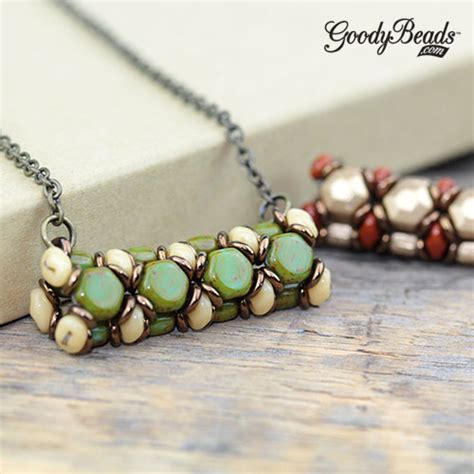 Two-Hole Beads Trend with Pattern Tutorial