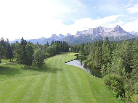 Canmore Golf and Curling Club - Venue - Canmore - Weddinghero.ca