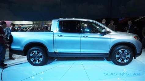 Its Here The Next Generation 2017 Honda Ridgeline Slashgear