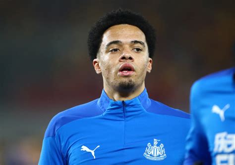 Jamal Lewis’ struggles as a Newcastle United player analysed | Nothing ...