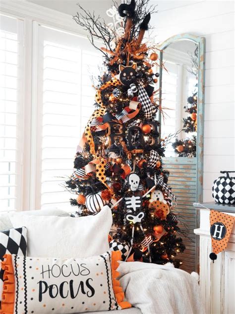 30 Halloween Decorations For A Tree DECOOMO