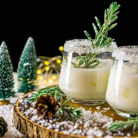 35 Best Winter Cocktails To Drink