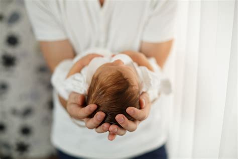 Soft Spots On Baby S Head Causes And Concerns Being The Parent