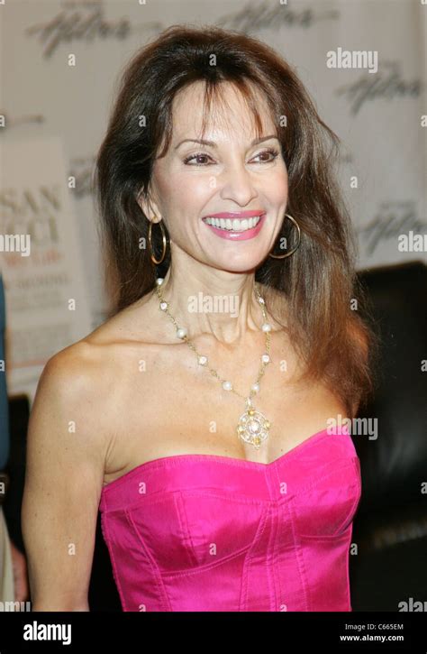 Susan Lucci inside for ALL MY LIFE Susan Lucci Book Signing, Las Vegas ...