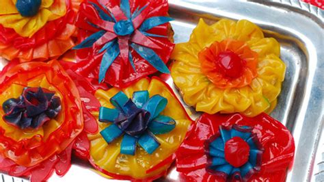 Flowers with Fruit by the Foot™ and Fruit Roll-Ups™ Recipe ...