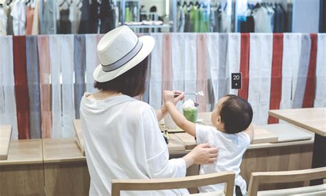 Mom Son Look Nude Pink In Summer