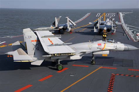 J-15 fighters on Chinese aircraft carrier Liaoning [5184 × 3456] : r/MilitaryPorn